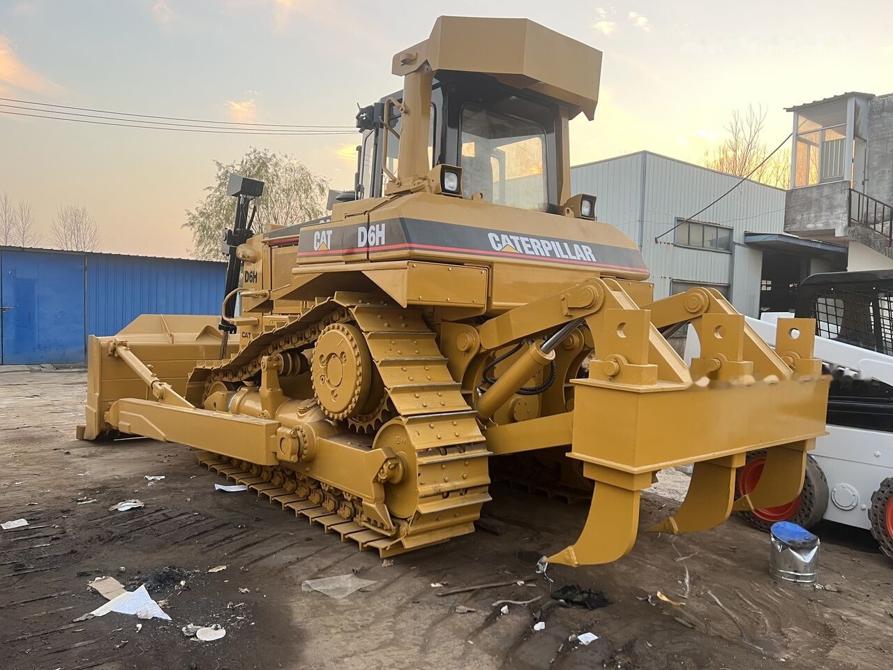 Caterpillar D6H - Бульдозер: фото 3 Caterpillar D6H - Бульдозер: фото 3