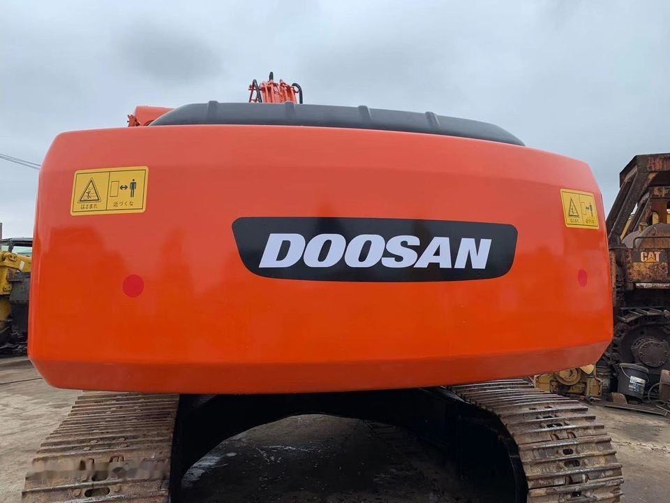Doosan DX260LC - Гусеничный экскаватор: фото 2 Doosan DX260LC - Гусеничный экскаватор: фото 2