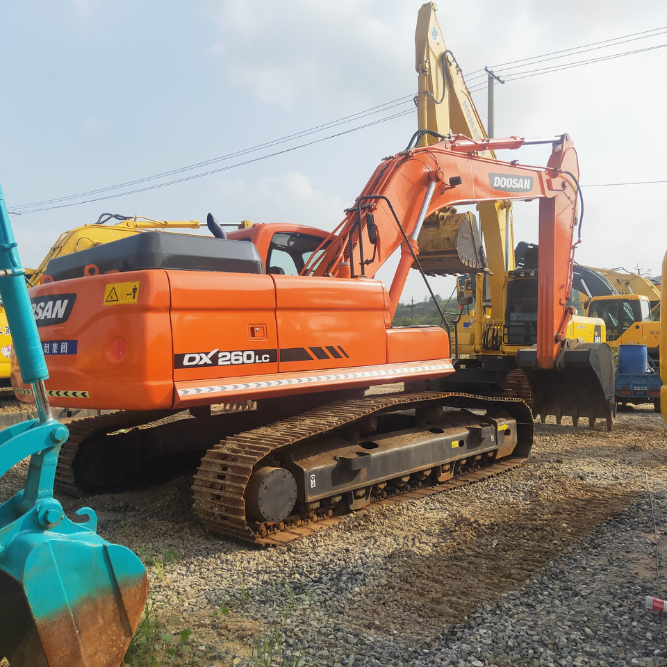 Doosan DX260LC - Гусеничный экскаватор: фото 4 Doosan DX260LC - Гусеничный экскаватор: фото 4