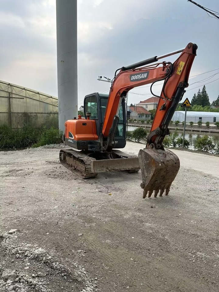 Doosan DX55 - Мини-экскаватор: фото 4 Doosan DX55 - Мини-экскаватор: фото 4