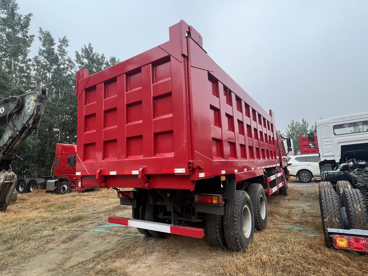 Грузовик SINOTRUK HOWO: фото 12