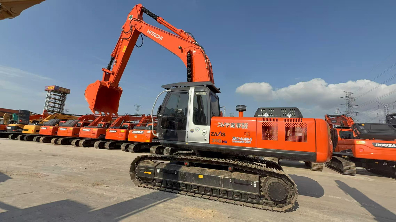 HITACHI ZX350 - Гусеничный экскаватор: фото 1 HITACHI ZX350 - Гусеничный экскаватор: фото 1