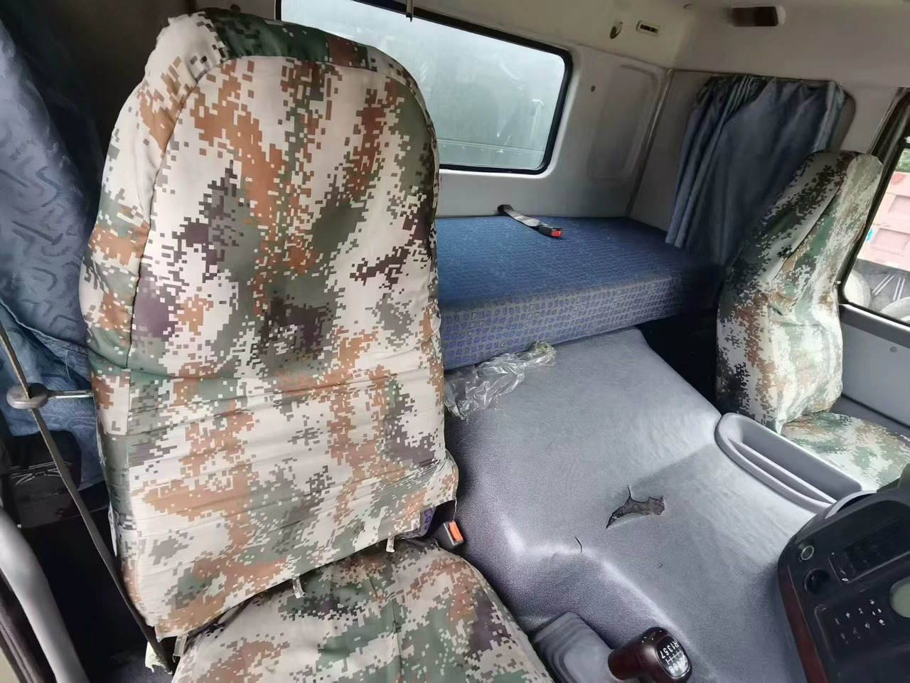 HOWO - Грузовик-цистерна: фото 4 HOWO - Грузовик-цистерна: фото 4