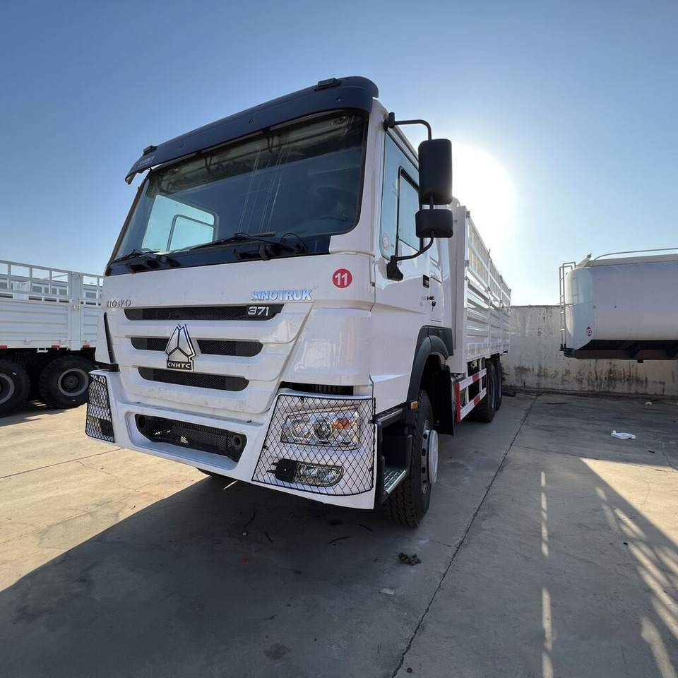 Howo 6*4 flatbed truck - Грузовик бортовой/ Платформа: фото 3 Howo 6*4 flatbed truck - Грузовик бортовой/ Платформа: фото 3