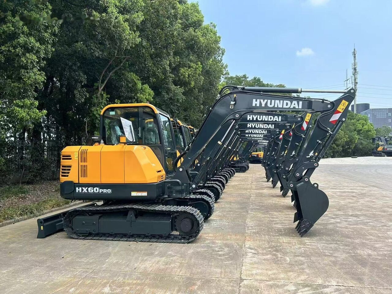 Hyundai HX60 PRO New machine - Мини-экскаватор: фото 4 Hyundai HX60 PRO New machine - Мини-экскаватор: фото 4