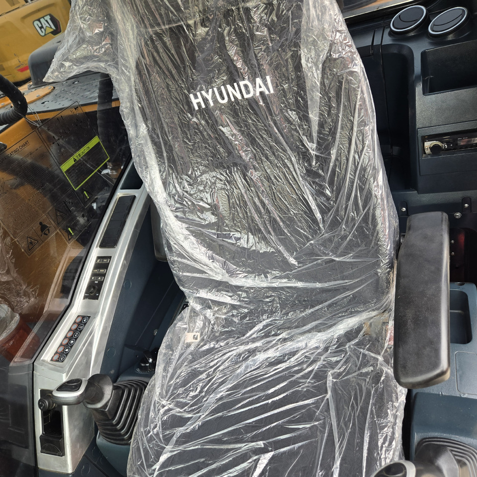 Гусеничный экскаватор Hyundai R305LC-9T: фото 11 Гусеничный экскаватор Hyundai R305LC-9T: фото 11