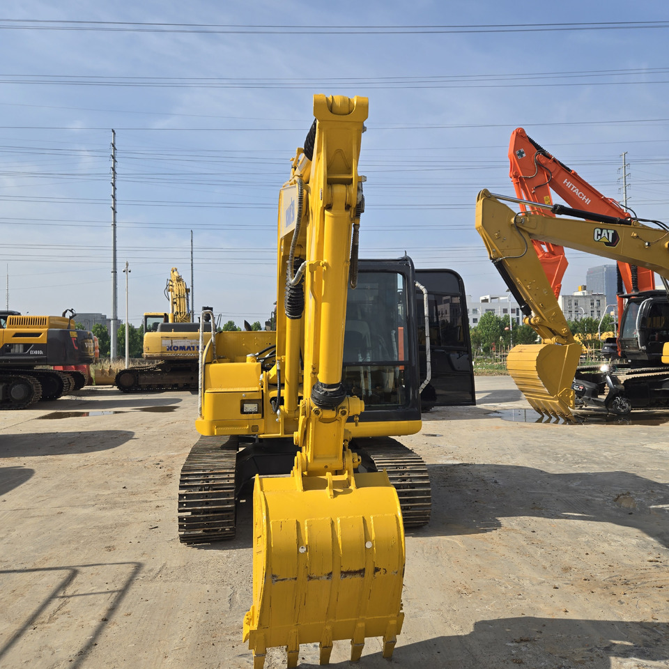KOMATSU PC70-8 - Мини-экскаватор: фото 2 KOMATSU PC70-8 - Мини-экскаватор: фото 2