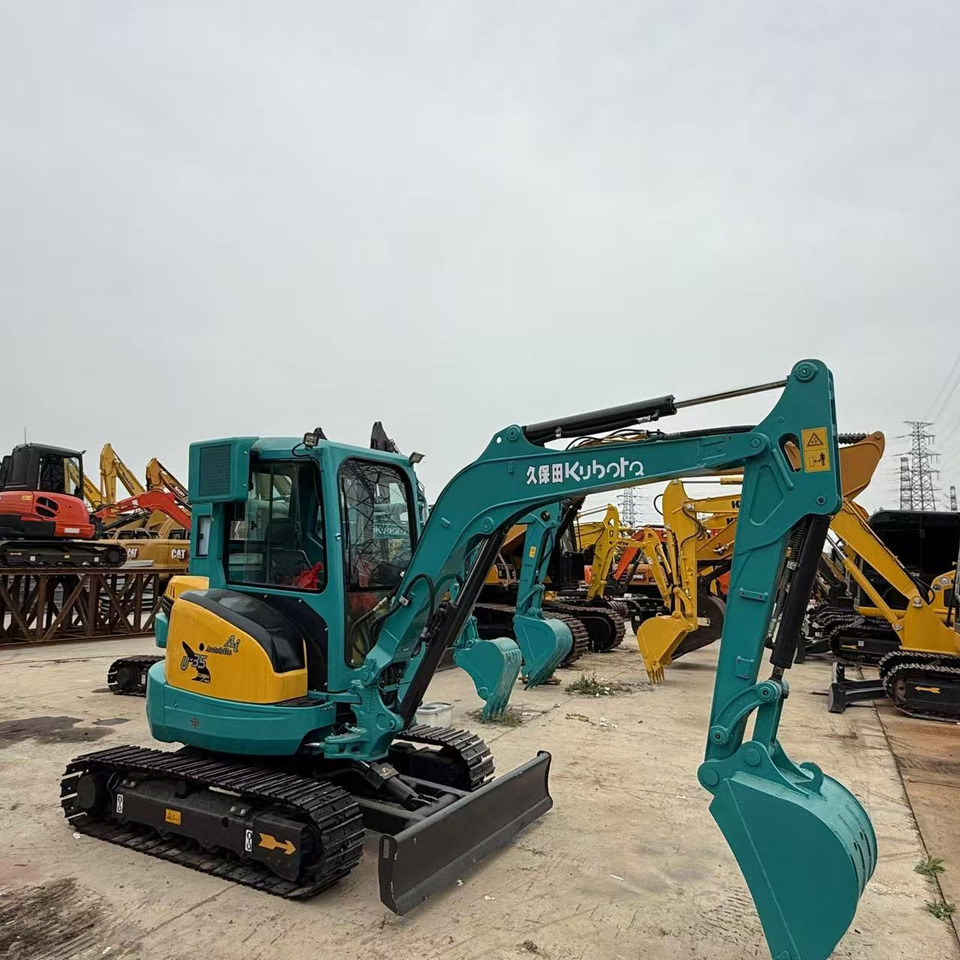 KUBOTA U35 - Мини-экскаватор: фото 1 KUBOTA U35 - Мини-экскаватор: фото 1