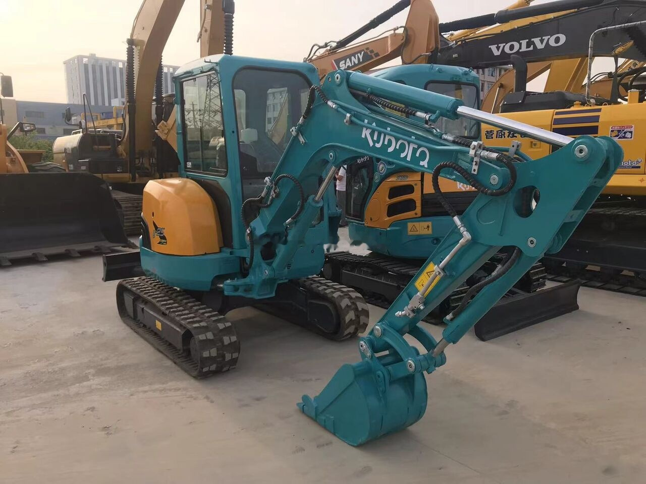 Kubota U25 - Мини-экскаватор: фото 2 Kubota U25 - Мини-экскаватор: фото 2