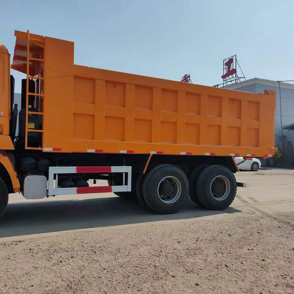 SHACMAN F3000 - Самосвал: фото 3 SHACMAN F3000 - Самосвал: фото 3