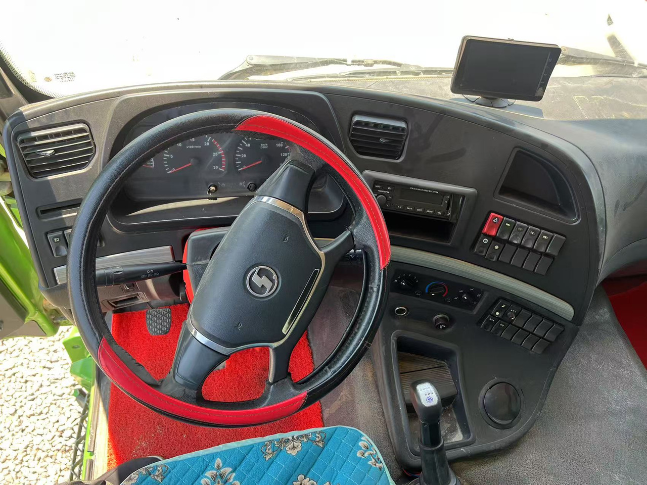 Самосвал SHACMAN M3000 6x4: фото 8