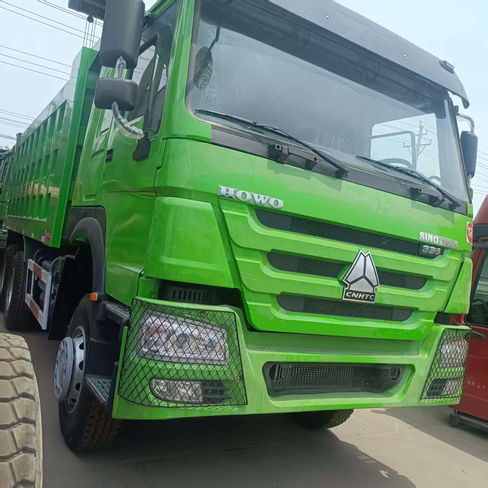 SINOTRUK HOWO 6x4 - Самосвал: фото 2 SINOTRUK HOWO 6x4 - Самосвал: фото 2