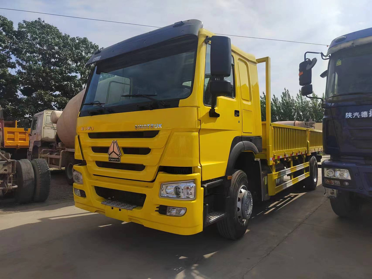 Самосвал SINOTRUK HOWO: фото 8