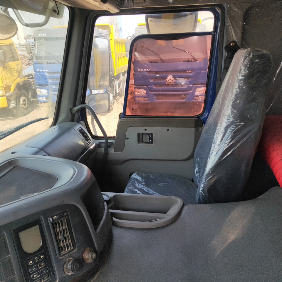 Самосвал SINOTRUK HOWO: фото 7