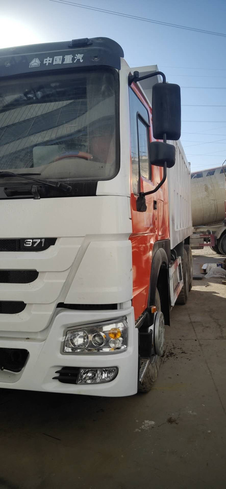 SINOTRUK HOWO - Самосвал: фото 5 SINOTRUK HOWO - Самосвал: фото 5