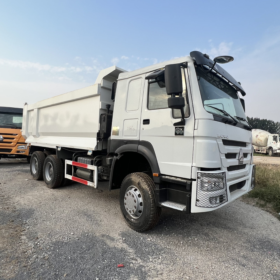 SINOTRUK HOWO - Грузовик с закрытым кузовом: фото 5 SINOTRUK HOWO - Грузовик с закрытым кузовом: фото 5