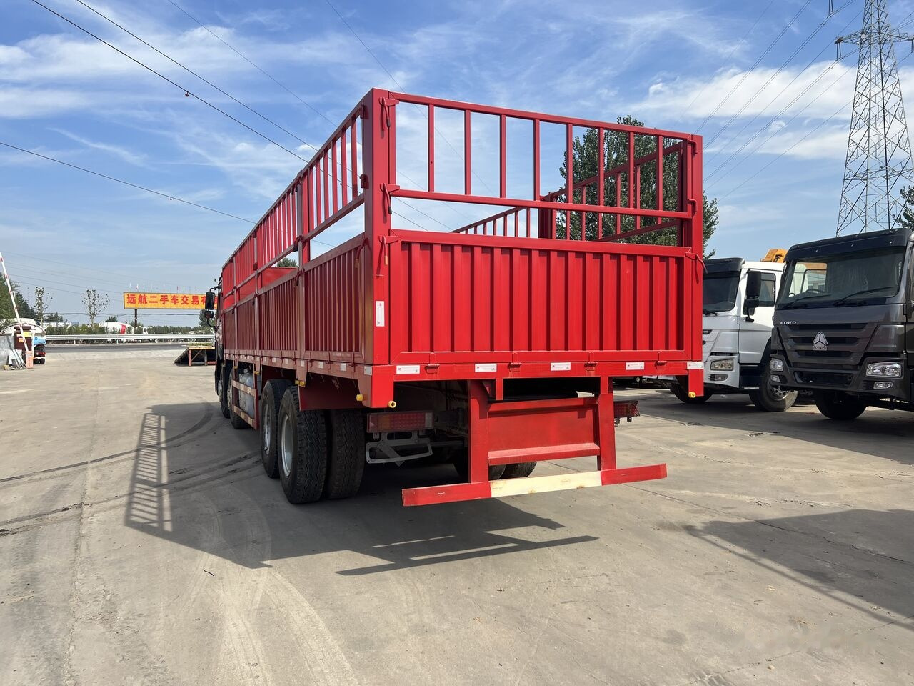 Грузовик бортовой/ Платформа Sinotruk Howo Howo 8*4: фото 12