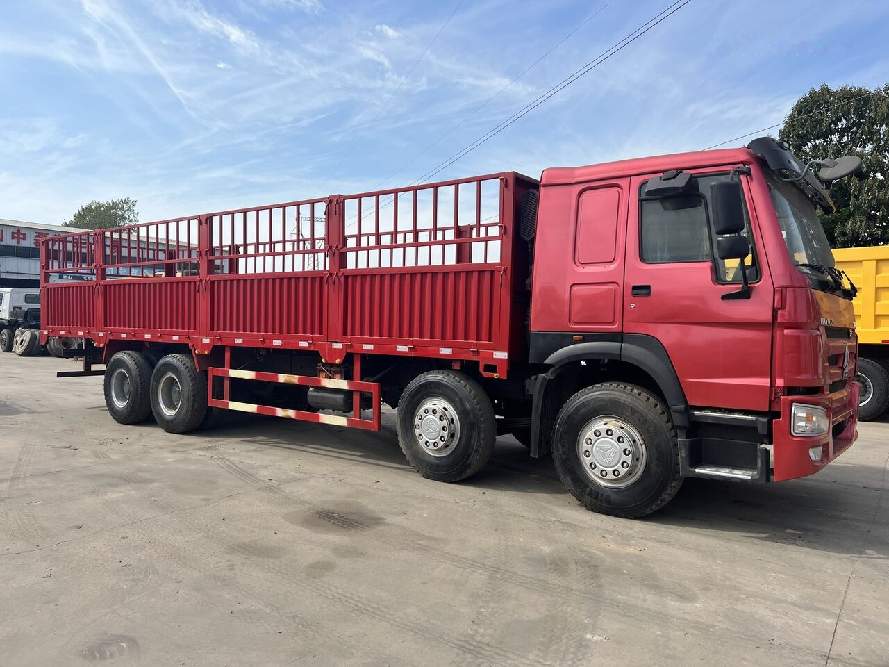 Грузовик бортовой/ Платформа Sinotruk Howo Howo 8*4: фото 6