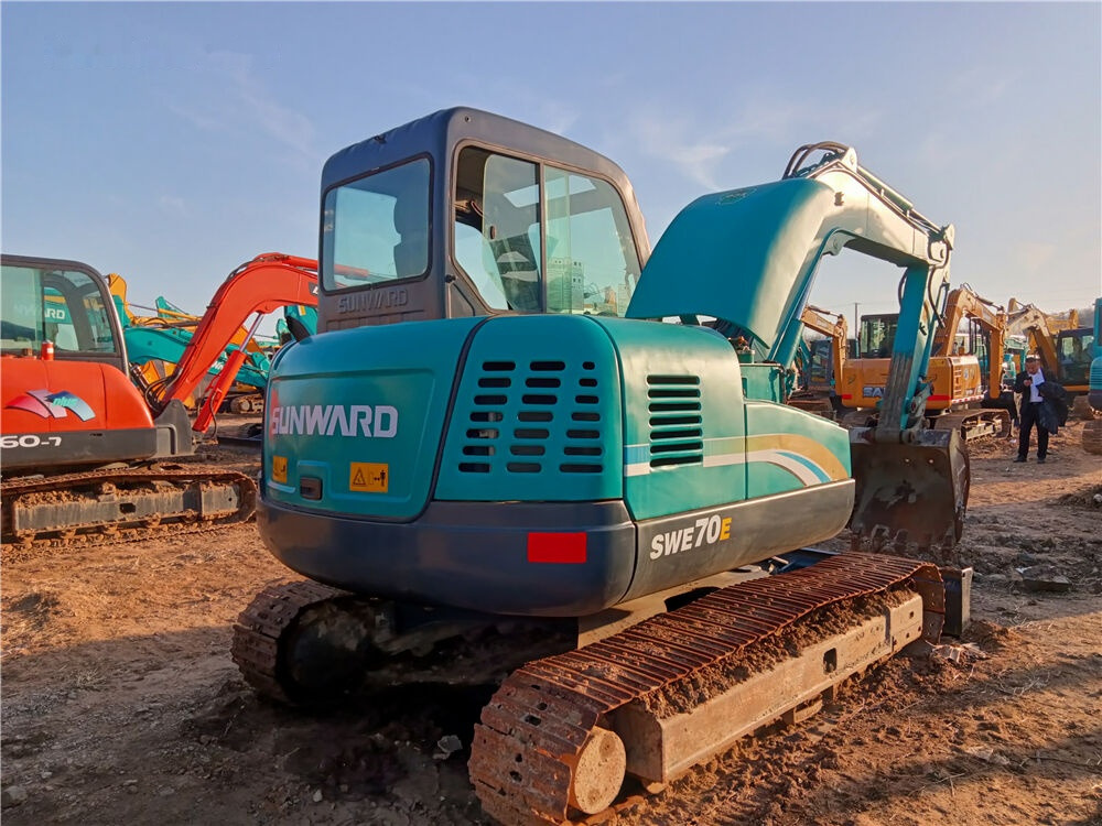Sunward SWE70E - Мини-экскаватор: фото 1 Sunward SWE70E - Мини-экскаватор: фото 1