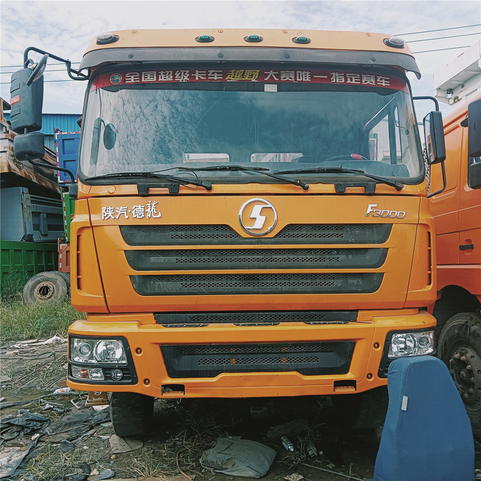 SHACMAN F3000 trailer head - Тягач: фото 5 SHACMAN F3000 trailer head - Тягач: фото 5