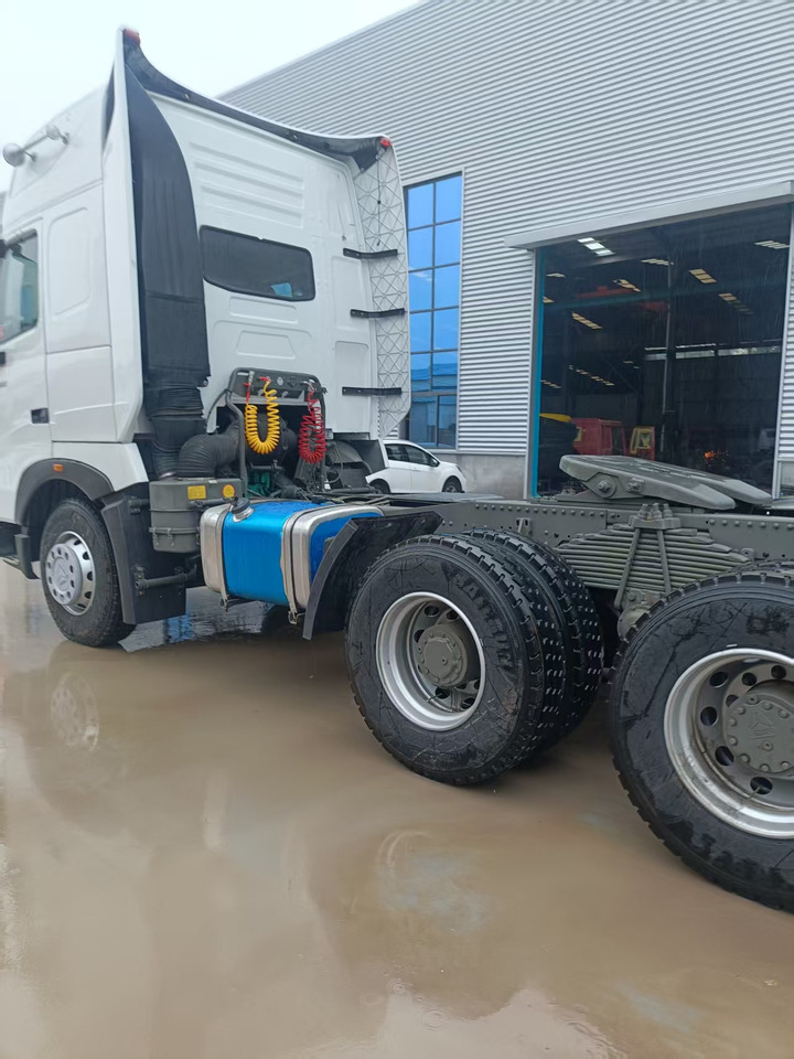 SINOTRUK HOWO A7 - Тягач: фото 5 SINOTRUK HOWO A7 - Тягач: фото 5