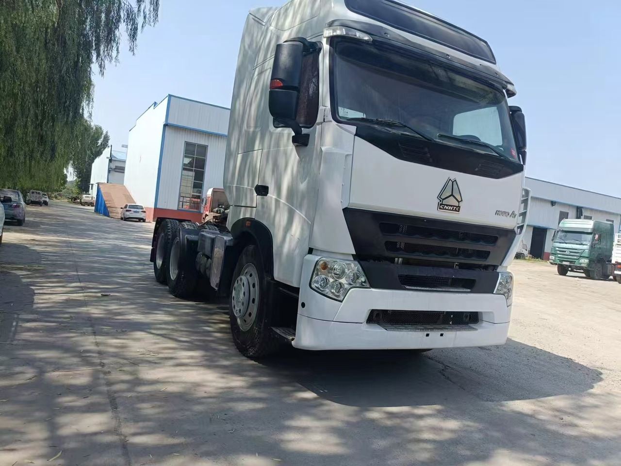 SINOTRUK HOWO A7 - Тягач: фото 1 SINOTRUK HOWO A7 - Тягач: фото 1