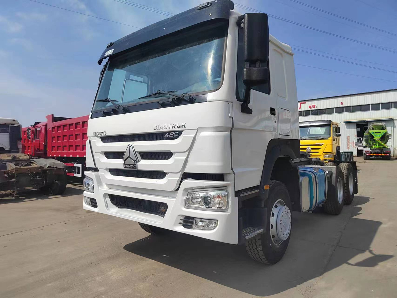 SINOTRUK HOWO trailer head - Тягач: фото 2 SINOTRUK HOWO trailer head - Тягач: фото 2