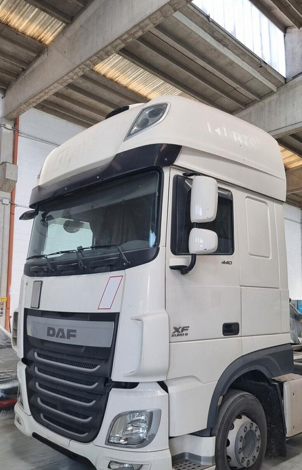 DAF XF 440 Euro 6 - Full Pneumatico - 2015 - Грузовик-контейнеровоз/ Сменный кузов: фото 3 DAF XF 440 Euro 6 - Full Pneumatico - 2015 - Грузовик-контейнеровоз/ Сменный кузов: фото 3