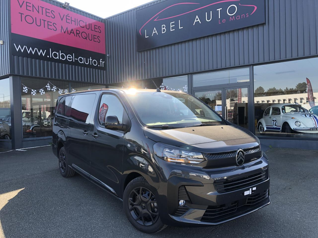 CITROEN Jumpy M 2.0 BlueHDi - 180 S&S - BV EAT8 III CABINE APPROFONDIE Cabine approfondie Fixe PHASE 2 - Цельнометаллический фургон: фото 1 CITROEN Jumpy M 2.0 BlueHDi - 180 S&S - BV EAT8 III CABINE APPROFONDIE Cabine approfondie Fixe PHASE 2 - Цельнометаллический фургон: фото 1