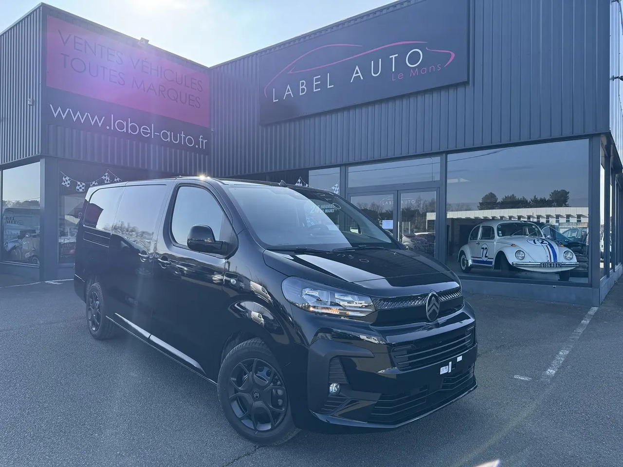 Citroen Jumpy XL 2.0 BLUEHDI 180CH S&S PACK PREMIUM CONNECT EAT8 - Цельнометаллический фургон: фото 1 Citroen Jumpy XL 2.0 BLUEHDI 180CH S&S PACK PREMIUM CONNECT EAT8 - Цельнометаллический фургон: фото 1