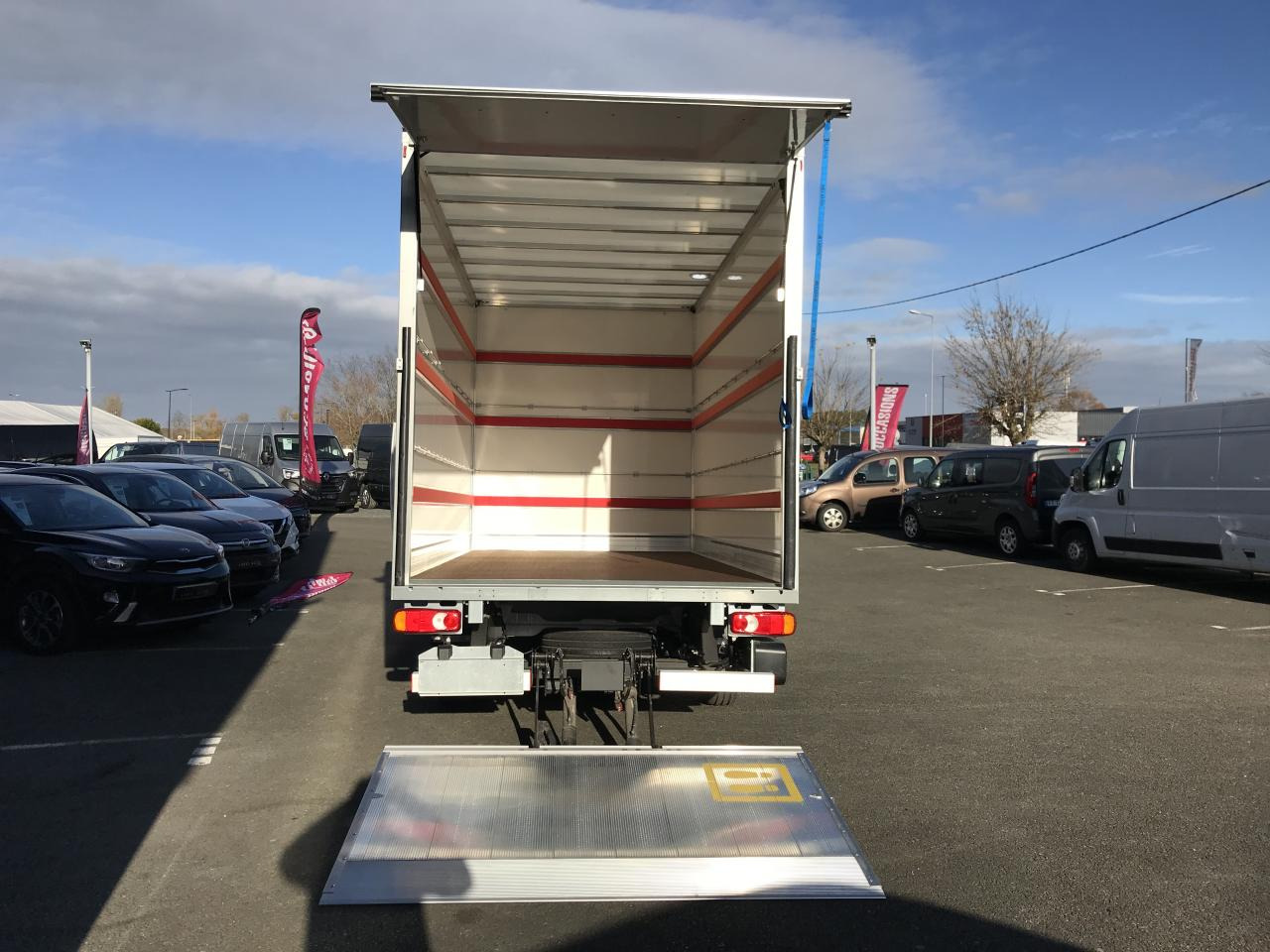 FIAT DUCATO 3T5 CAISSE + HAYON 2.3 MJT 140CH PRO LOUNGE в лизинг FIAT DUCATO 3T5 CAISSE + HAYON 2.3 MJT 140CH PRO LOUNGE: фото 10