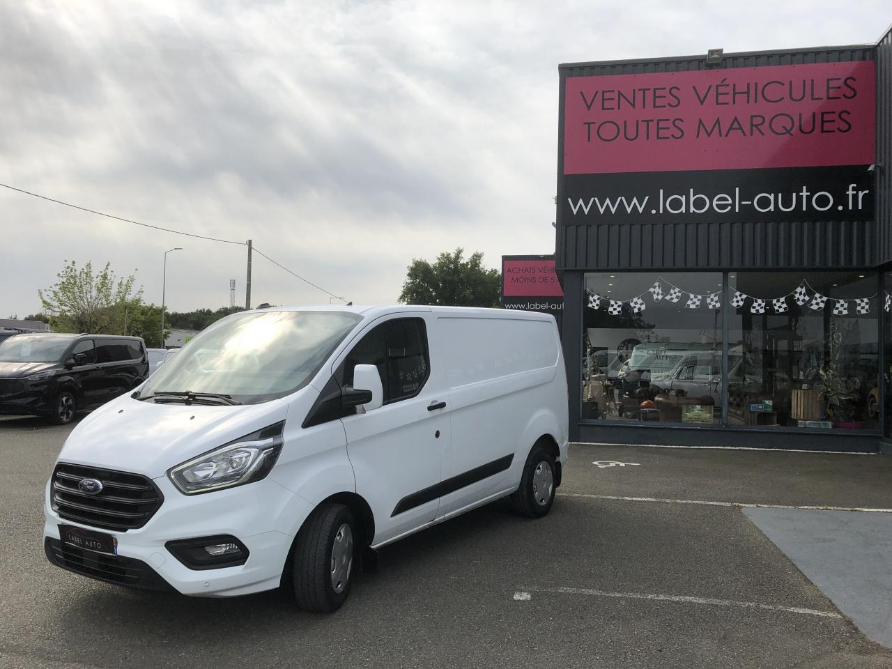 FORD TRANSIT CUSTOM 2.0 ECOBLUE MHEV - 130CH TREND BUSINESS - Цельнометаллический фургон: фото 5 FORD TRANSIT CUSTOM 2.0 ECOBLUE MHEV - 130CH TREND BUSINESS - Цельнометаллический фургон: фото 5