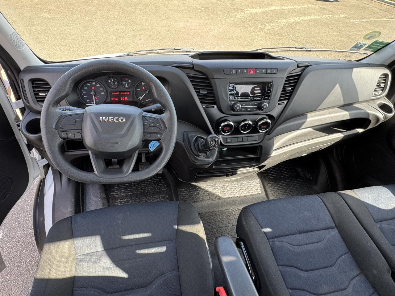 IVECO Daily 35 S 16H3.0 (Quad-Leaf) PORTE VOITURE - Эвакуатор: фото 5 IVECO Daily 35 S 16H3.0 (Quad-Leaf) PORTE VOITURE - Эвакуатор: фото 5