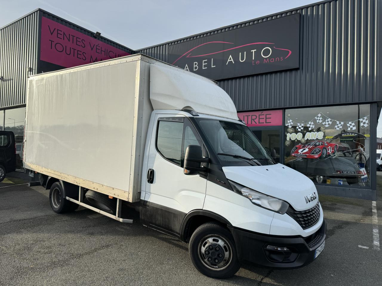 IVECO Daily 35C16 CAISSE HAYON 20M3 RJ 3.0L 160CH - Фургон с закрытым кузовом: фото 1 IVECO Daily 35C16 CAISSE HAYON 20M3 RJ 3.0L 160CH - Фургон с закрытым кузовом: фото 1