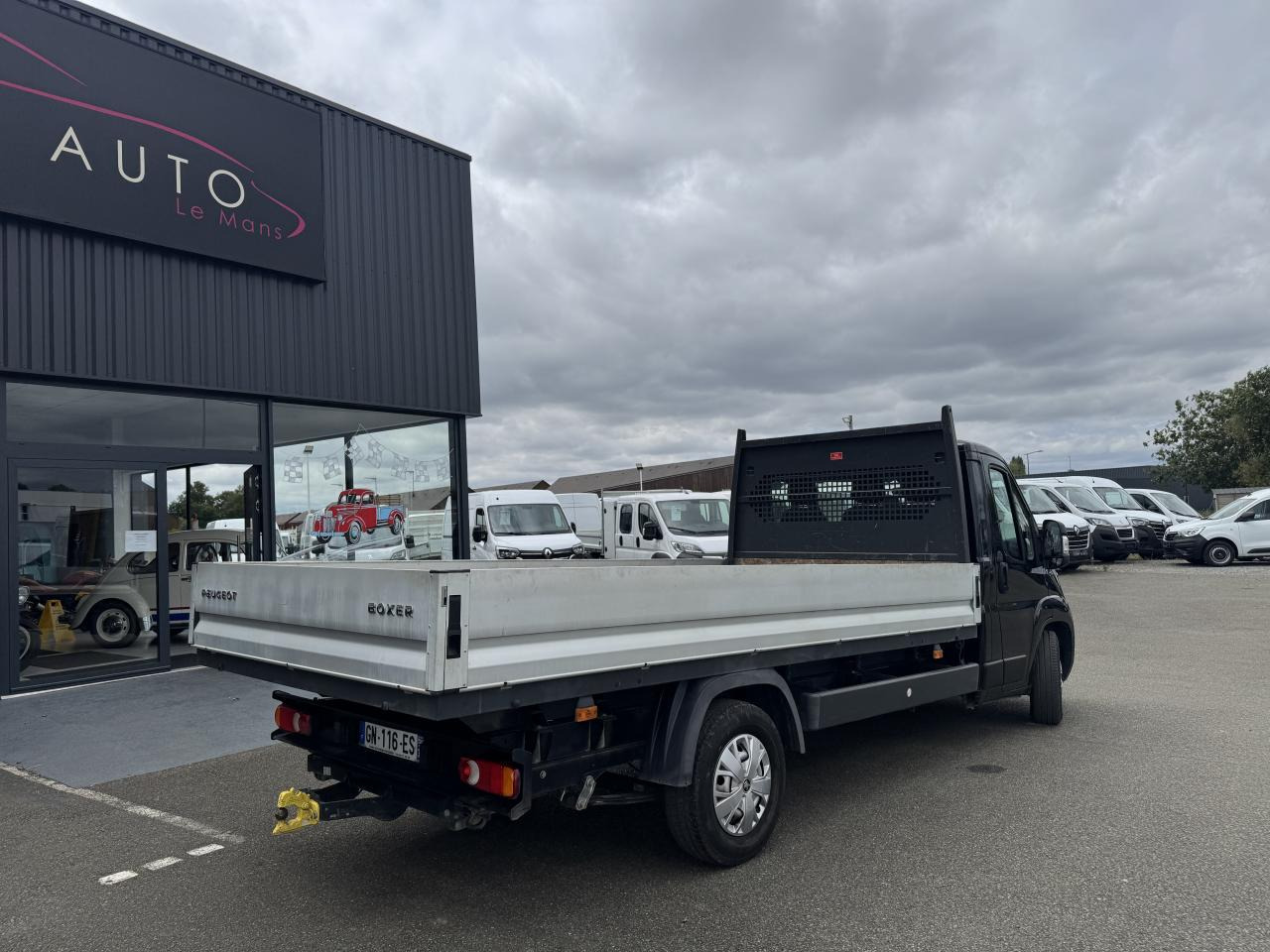 PEUGEOT BOXER 3T5 PLATEAU 4M20 2.2 HDI 140 CH PREMIUM - Малотоннажный бортовой грузовик: фото 5 PEUGEOT BOXER 3T5 PLATEAU 4M20 2.2 HDI 140 CH PREMIUM - Малотоннажный бортовой грузовик: фото 5