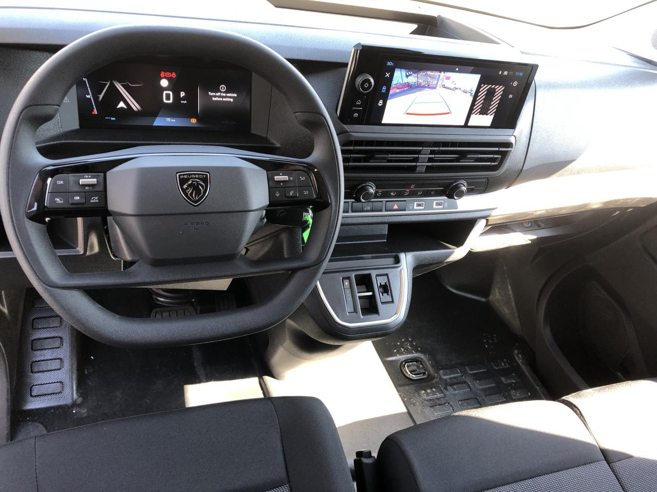 PEUGEOT EXPERT M 2.0 HDI 145CH EAT-8 - Цельнометаллический фургон: фото 4 PEUGEOT EXPERT M 2.0 HDI 145CH EAT-8 - Цельнометаллический фургон: фото 4