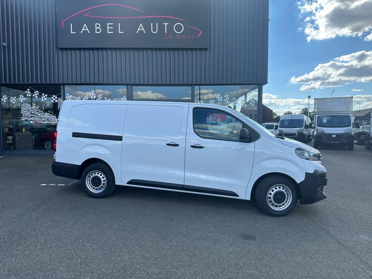 PEUGEOT Expert XL 2.0 BlueHDi 145CH - Цельнометаллический фургон: фото 4 PEUGEOT Expert XL 2.0 BlueHDi 145CH - Цельнометаллический фургон: фото 4