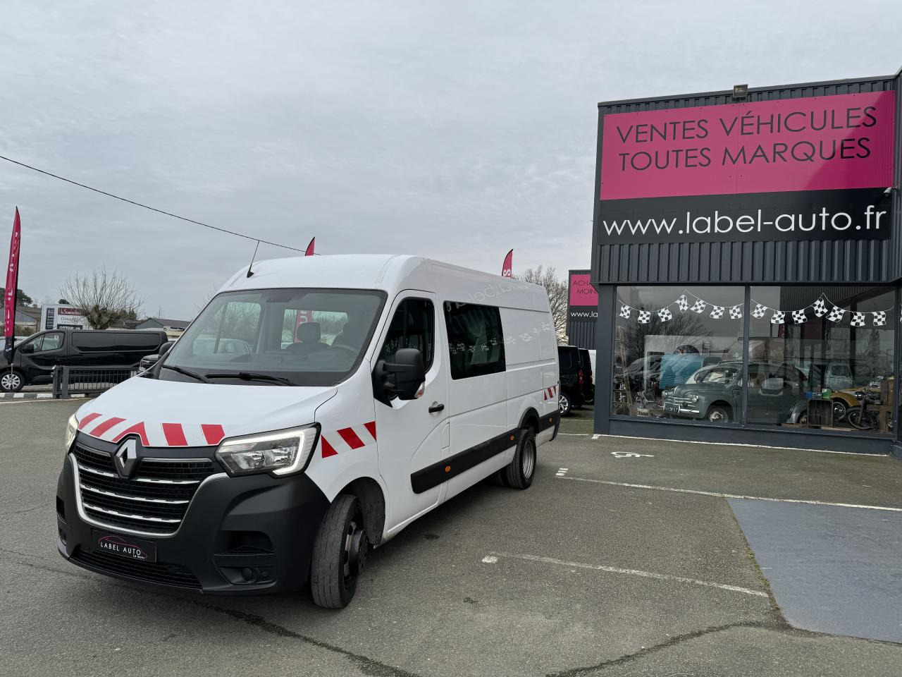 Цельнометаллический фургон RENAULT Master Confort R3500RJ L3H2 2.3DCI 165CH CABINE APPROFONDIE 6 PLACES: фото 7