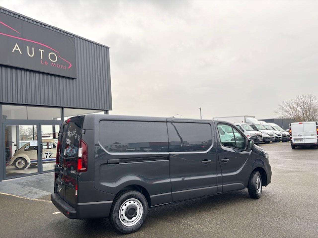 RENAULT Trafic L2H1 3000 Kg 2.0 Blue dCi - 150 - BV EDC Euro 6e III FOURGON Fourgon Grand Confort L2H1 PHAS - Цельнометаллический фургон: фото 5 RENAULT Trafic L2H1 3000 Kg 2.0 Blue dCi - 150 - BV EDC Euro 6e III FOURGON Fourgon Grand Confort L2H1 PHAS - Цельнометаллический фургон: фото 5