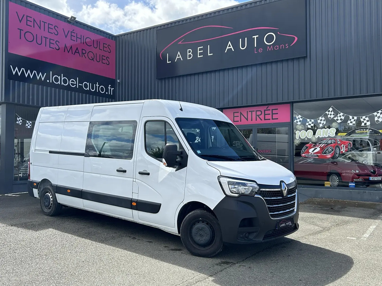 Renault Master F3500 L3H2 2.3 BLUE DCI 135CH CABINE APPROFONDIE GRAND CONFORT - Грузопассажирский фургон: фото 3 Renault Master F3500 L3H2 2.3 BLUE DCI 135CH CABINE APPROFONDIE GRAND CONFORT - Грузопассажирский фургон: фото 3