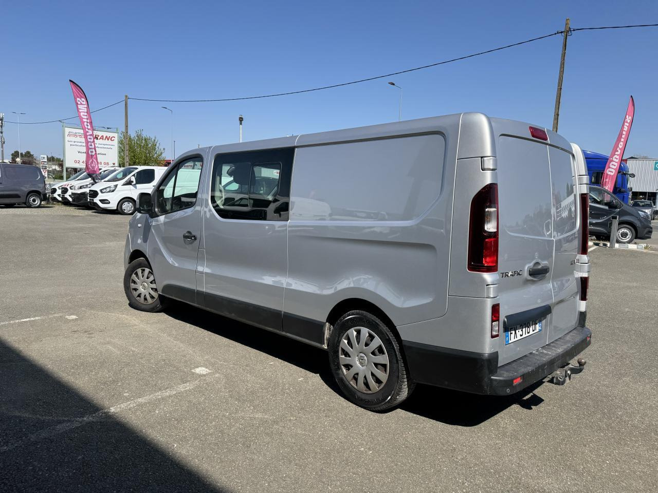 Renault Trafic L2H1 2.0 DCI 145CH CABINE APPROFONDIE 6 PLACES CONFORT EDC - Грузопассажирский фургон: фото 5 Renault Trafic L2H1 2.0 DCI 145CH CABINE APPROFONDIE 6 PLACES CONFORT EDC - Грузопассажирский фургон: фото 5