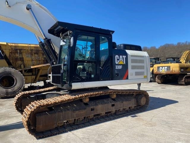 CAT 330 F - Гусеничный экскаватор: фото 2 CAT 330 F - Гусеничный экскаватор: фото 2