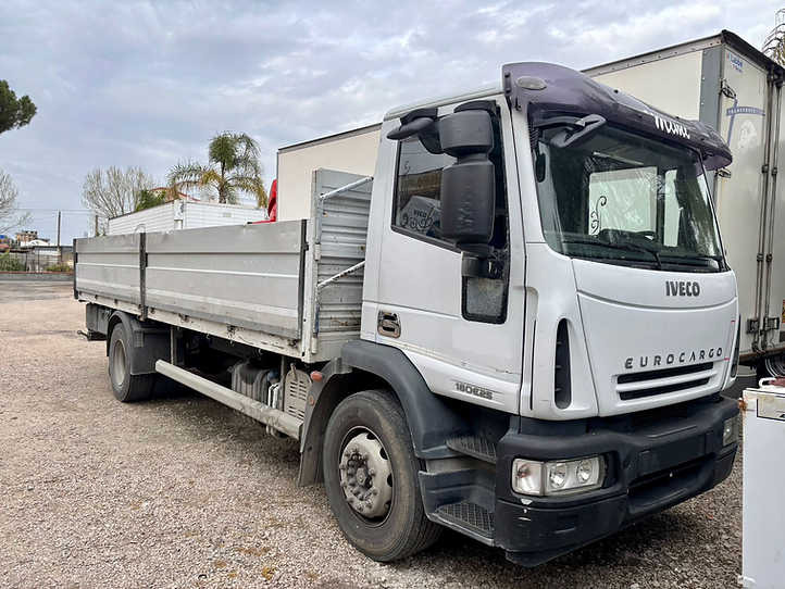 Iveco EUROCARGO 180E25 CASSONE FISSO - Грузовик бортовой/ Платформа: фото 1 Iveco EUROCARGO 180E25 CASSONE FISSO - Грузовик бортовой/ Платформа: фото 1