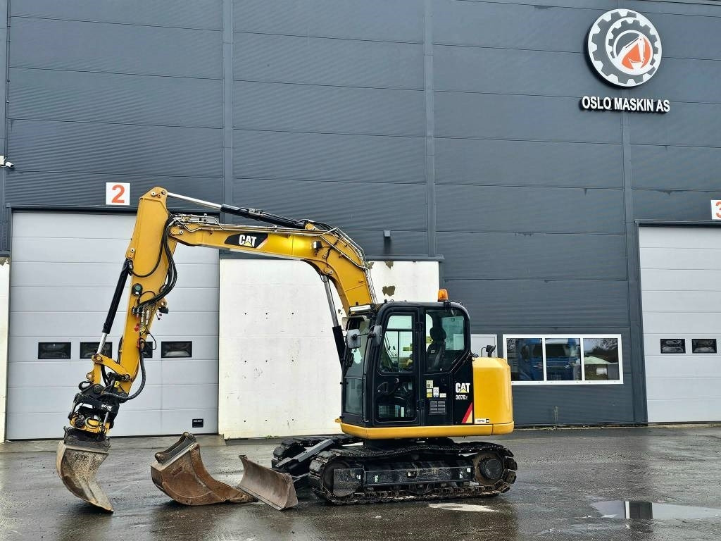 CAT 307 E2 - Гусеничный экскаватор: фото 2 CAT 307 E2 - Гусеничный экскаватор: фото 2