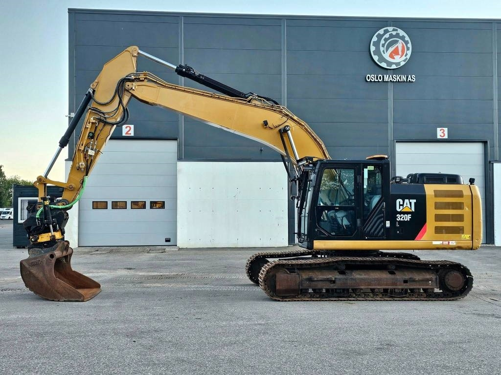 CAT 320 FL - Гусеничный экскаватор: фото 2 CAT 320 FL - Гусеничный экскаватор: фото 2