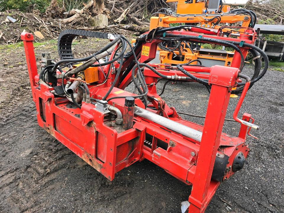 Dücker RSM 13 Randstreifenmäher Böschungsmäher Böschungsmulcher Bankettmäher für Unimog 405 UGE UGN - Боковая косилка-измельчитель: фото 3 Dücker RSM 13 Randstreifenmäher Böschungsmäher Böschungsmulcher Bankettmäher für Unimog 405 UGE UGN - Боковая косилка-измельчитель: фото 3