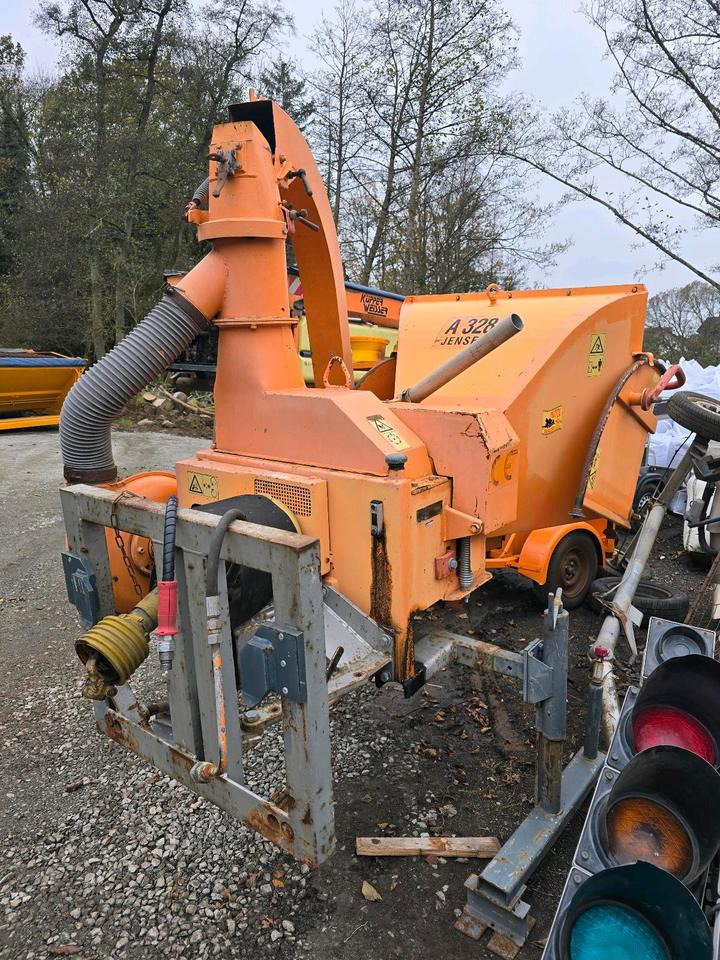 Измельчитель древесины Jensen A328 Holhäcksler Holzhacker für Unimog 405 U 300 400 500 Dücker Schliesing: фото 1