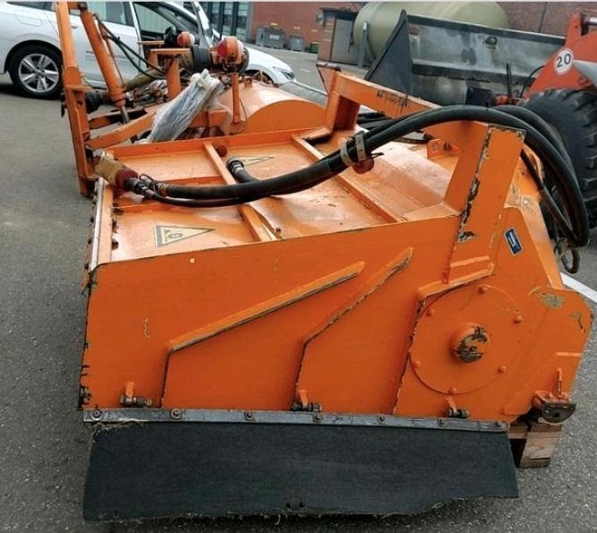 Mulag HSK 1200 Heckenschneidkopf für Mähausleger Böschungsmäher Böschungsmulcher SB MFK FME MKM Dücker Mulchkopf Forstmulcher 400 500 600 700 800 MHU - Косилка-измельчитель: фото 5 Mulag HSK 1200 Heckenschneidkopf für Mähausleger Böschungsmäher Böschungsmulcher SB MFK FME MKM Dücker Mulchkopf Forstmulcher 400 500 600 700 800 MHU - Косилка-измельчитель: фото 5