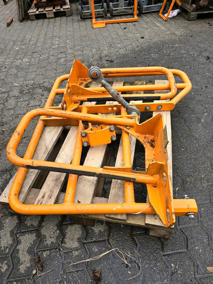 Mulag Seitenanfahrschutz Lampenbügel für Unimog U 300 400 500 UGE UGN 405/12 405/10 Böschungsmäher Böschungsmulcher MHU 800 ME 700 Stoßstange Lampenschutzbügel - Кузов и экстерьер для Коммунальной и специальной техники: фото 4 Mulag Seitenanfahrschutz Lampenbügel für Unimog U 300 400 500 UGE UGN 405/12 405/10 Böschungsmäher Böschungsmulcher MHU 800 ME 700 Stoßstange Lampenschutzbügel - Кузов и экстерьер для Коммунальной и специальной техники: фото 4