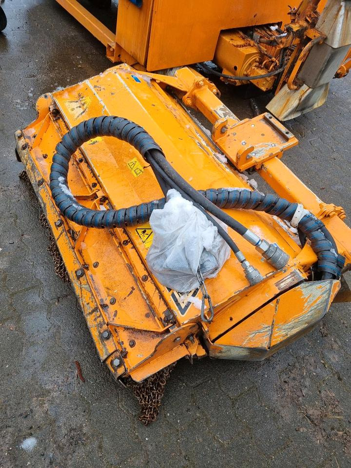 Mulag UMK 12 Mulchkopf Universalmulchkopf Mähkorb Mähausleger Böschungsmulcher Böschungsmäher Seitenmulcher Dücker Unimog Gilbers - Косилка-измельчитель: фото 2 Mulag UMK 12 Mulchkopf Universalmulchkopf Mähkorb Mähausleger Böschungsmulcher Böschungsmäher Seitenmulcher Dücker Unimog Gilbers - Косилка-измельчитель: фото 2